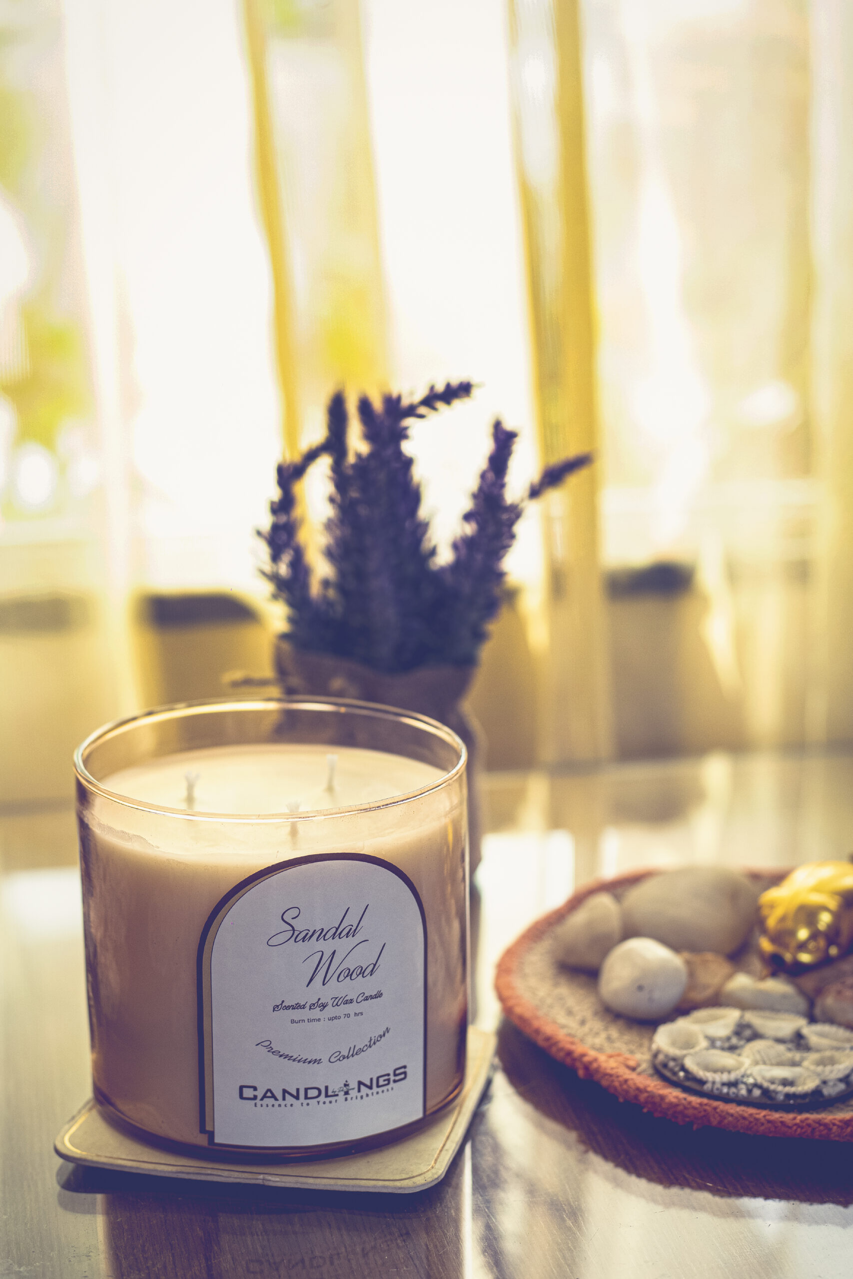 Sandalwood Scented Candle